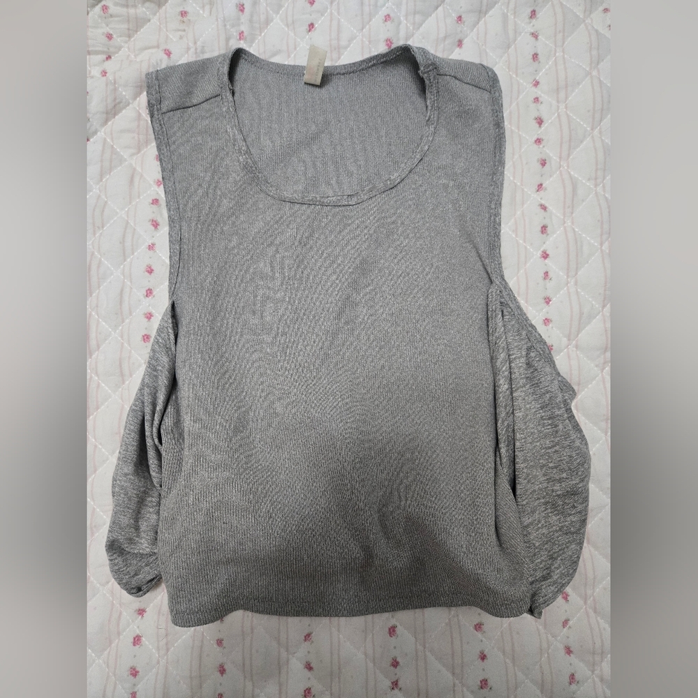 Criss Cross Back Sz Large Like New